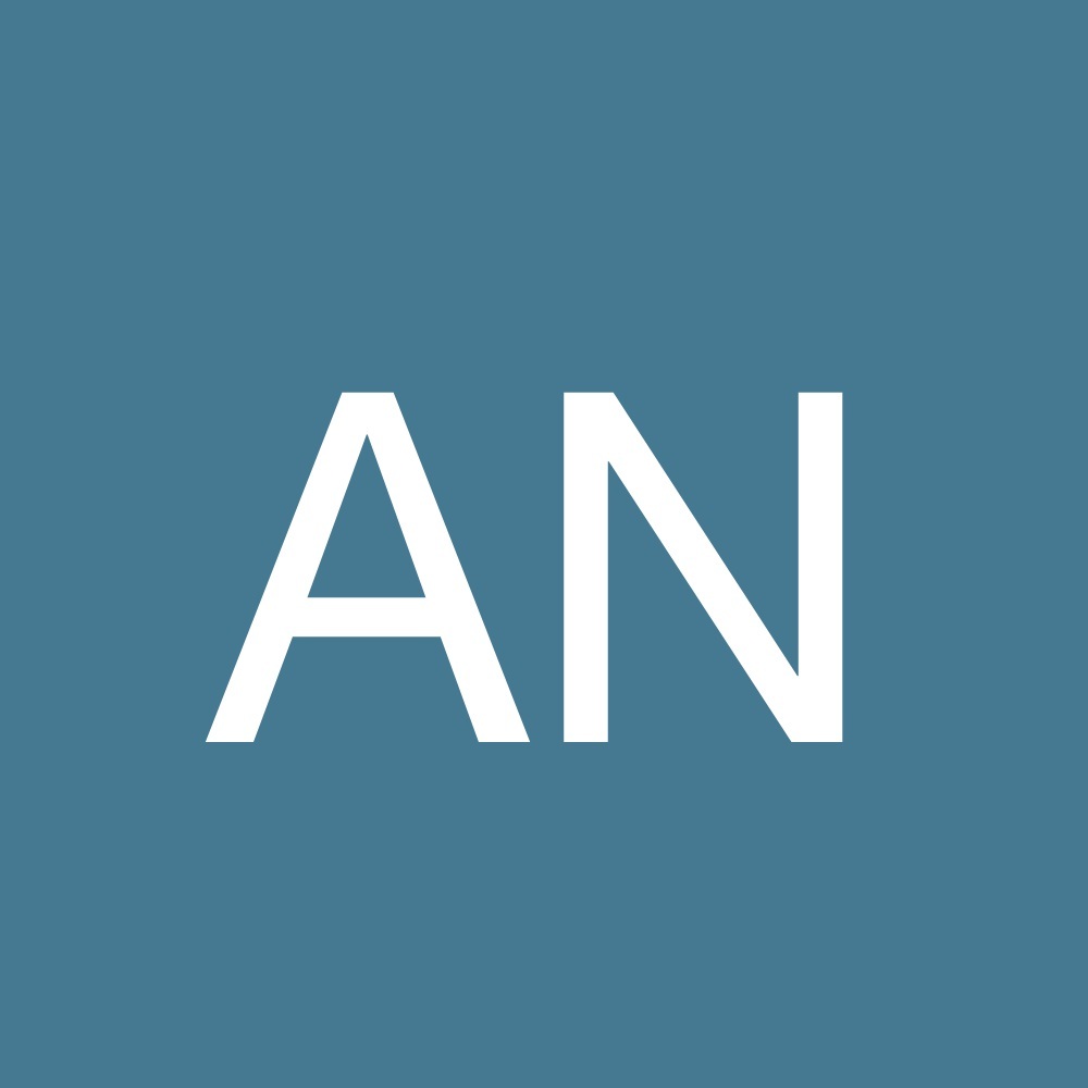 Meet your Posher, Angie